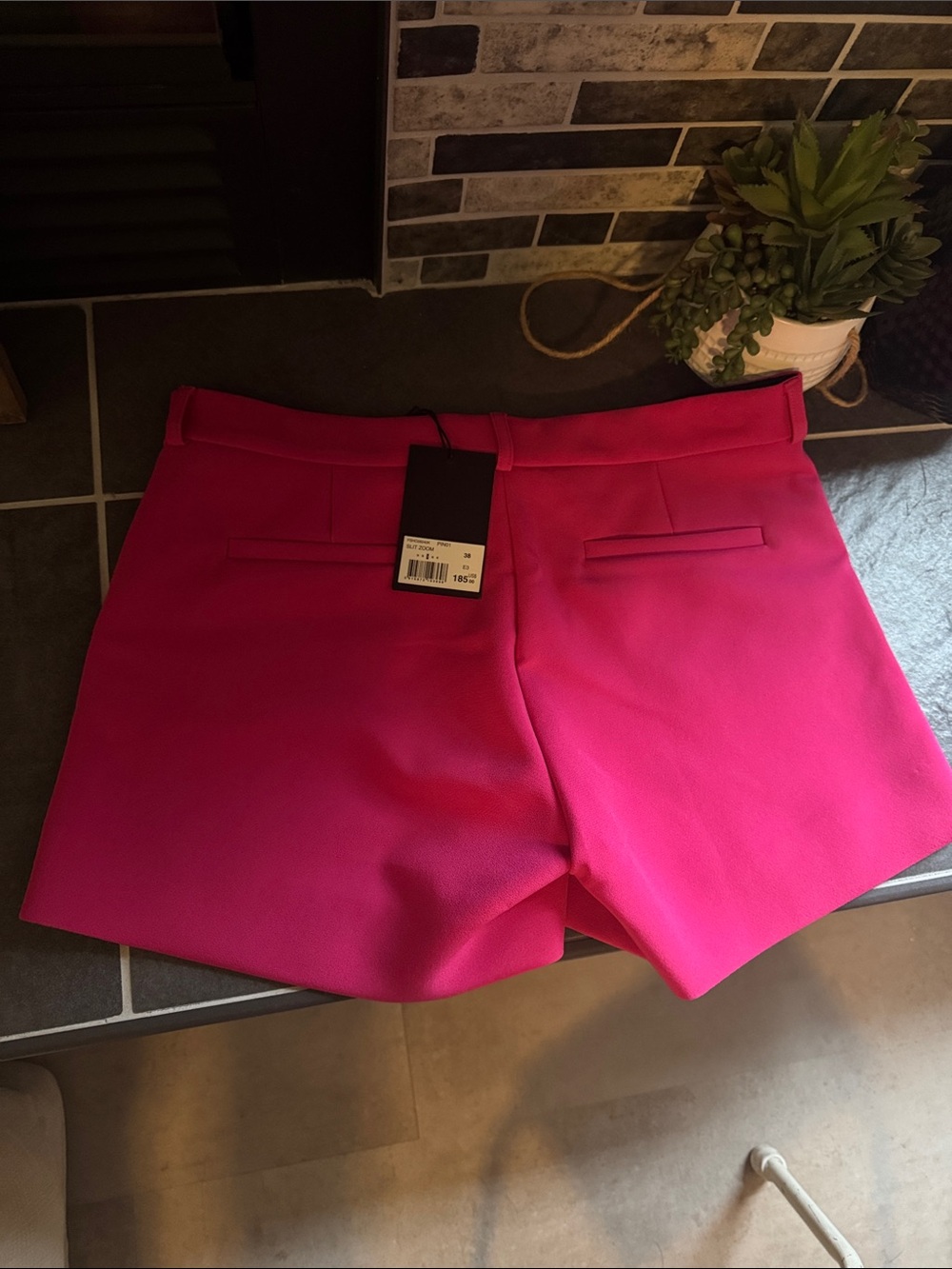 THE KOOPLES Slit Zoom Pink Shorts - French size 38 - Picture 3 of 7